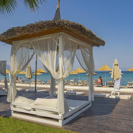Adella Kuşadası